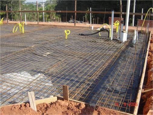 como-fazer-radier-malha-e-lona-momento-agrodo-brasil